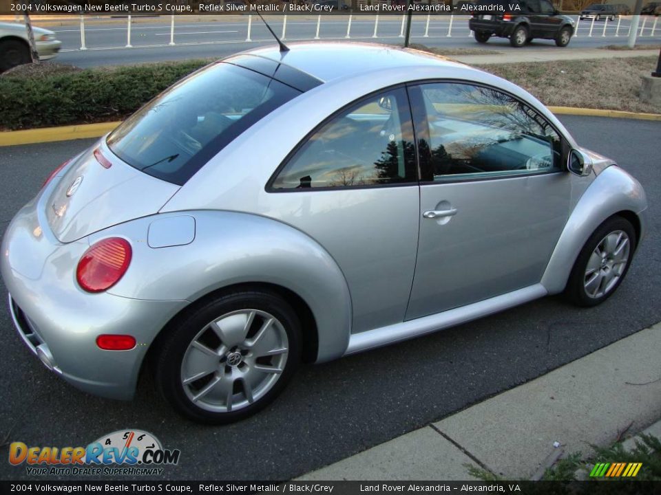 2004 Volkswagen New Beetle Turbo S Coupe Reflex Silver Metallic / Black/Grey Photo #5