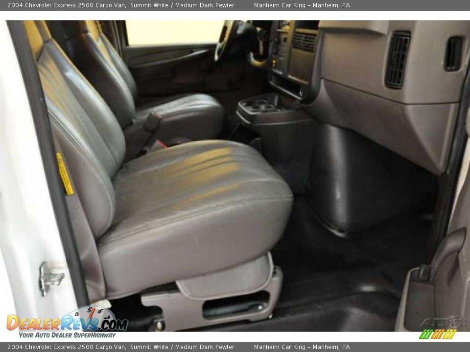 2004 Chevrolet Express 2500 Cargo Van Summit White / Medium Dark Pewter Photo #15