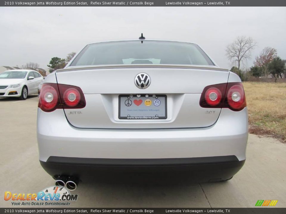 2010 Volkswagen Jetta Wolfsburg Edition Sedan Reflex Silver Metallic / Cornsilk Beige Photo #2