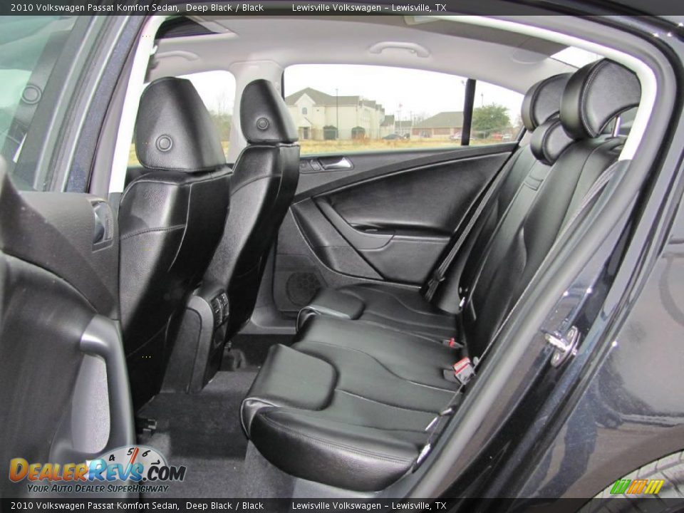 2010 Volkswagen Passat Komfort Sedan Deep Black / Black Photo #4