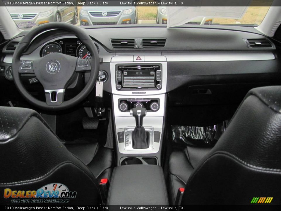 2010 Volkswagen Passat Komfort Sedan Deep Black / Black Photo #5