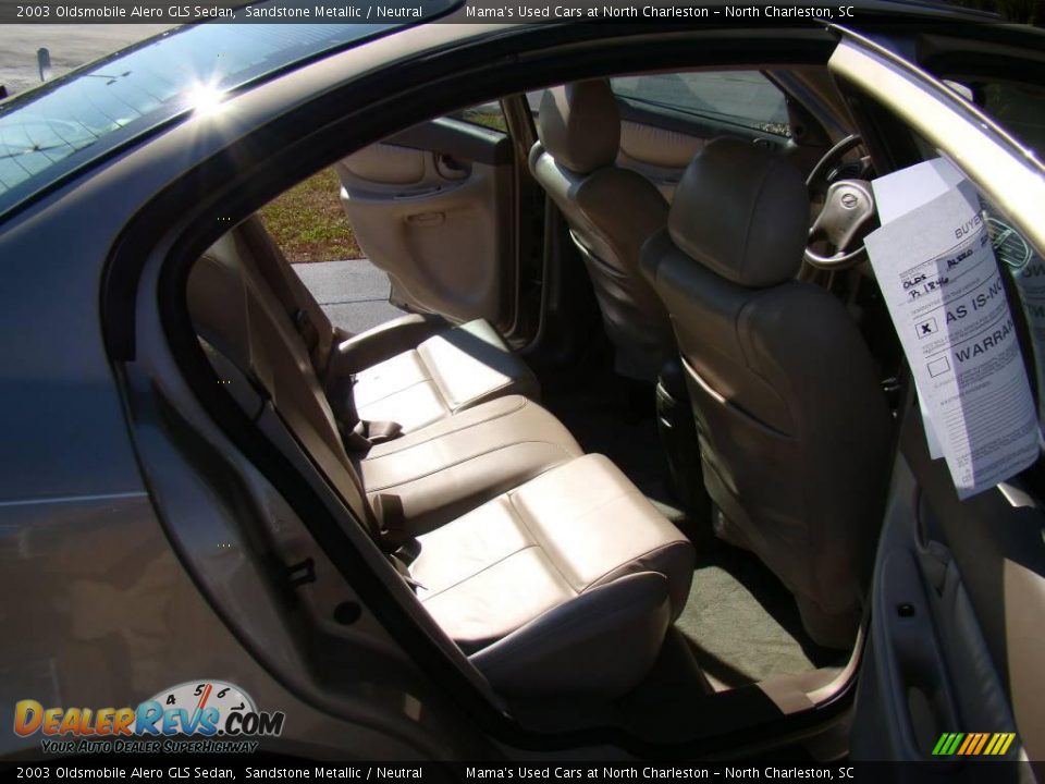 2003 Oldsmobile Alero GLS Sedan Sandstone Metallic / Neutral Photo #14