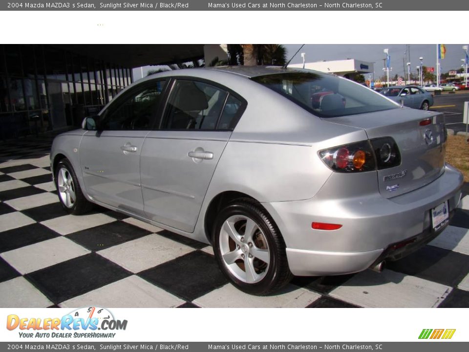 2004 Mazda MAZDA3 s Sedan Sunlight Silver Mica / Black/Red Photo #9
