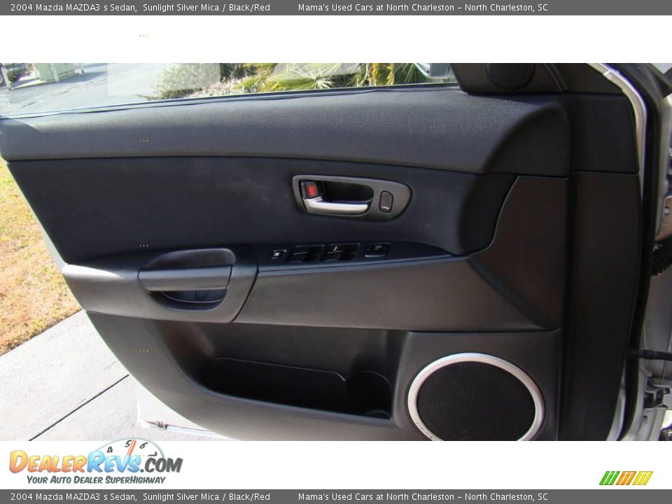 2004 Mazda MAZDA3 s Sedan Sunlight Silver Mica / Black/Red Photo #16