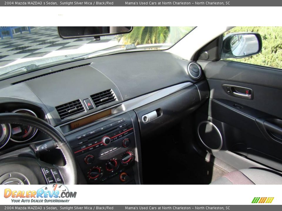 2004 Mazda MAZDA3 s Sedan Sunlight Silver Mica / Black/Red Photo #17