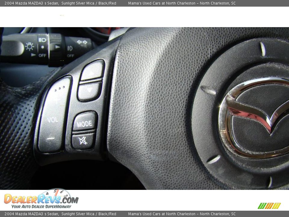 2004 Mazda MAZDA3 s Sedan Sunlight Silver Mica / Black/Red Photo #21