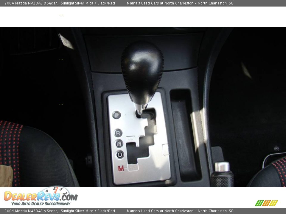2004 Mazda MAZDA3 s Sedan Sunlight Silver Mica / Black/Red Photo #23