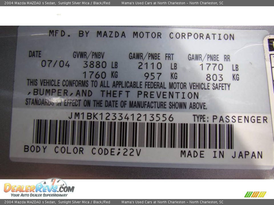 2004 Mazda MAZDA3 s Sedan Sunlight Silver Mica / Black/Red Photo #25