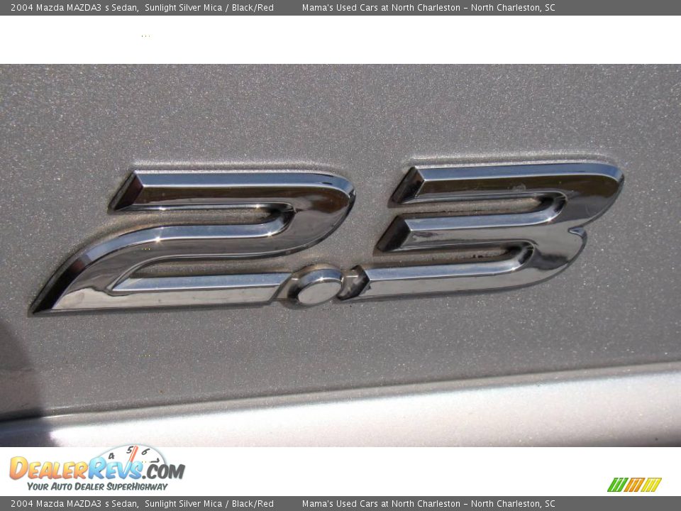 2004 Mazda MAZDA3 s Sedan Sunlight Silver Mica / Black/Red Photo #36
