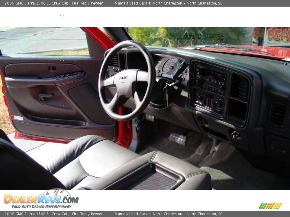 2006 GMC Sierra 1500 SL Crew Cab Fire Red / Pewter Photo #16