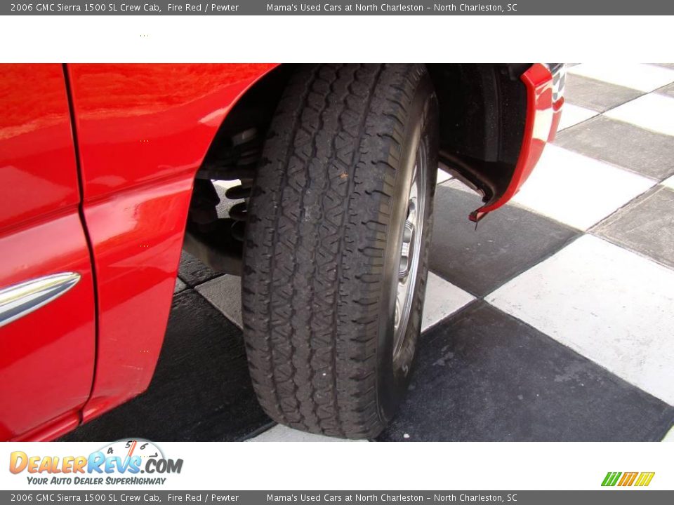 2006 GMC Sierra 1500 SL Crew Cab Fire Red / Pewter Photo #28