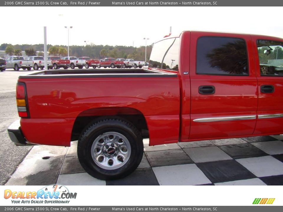 2006 GMC Sierra 1500 SL Crew Cab Fire Red / Pewter Photo #33