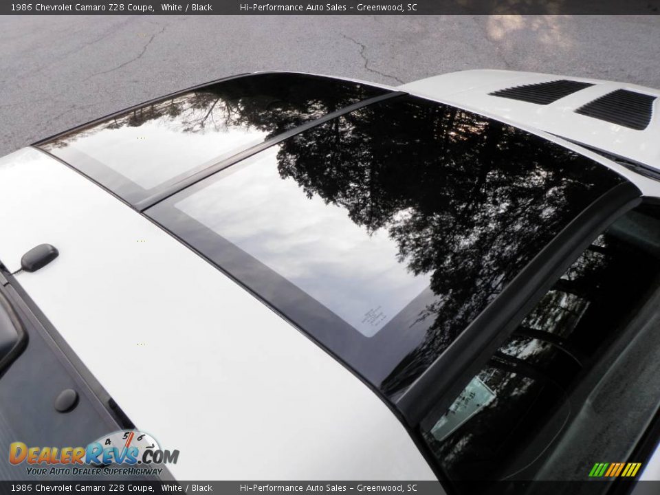 1986 Chevrolet Camaro Z28 Coupe White / Black Photo #24