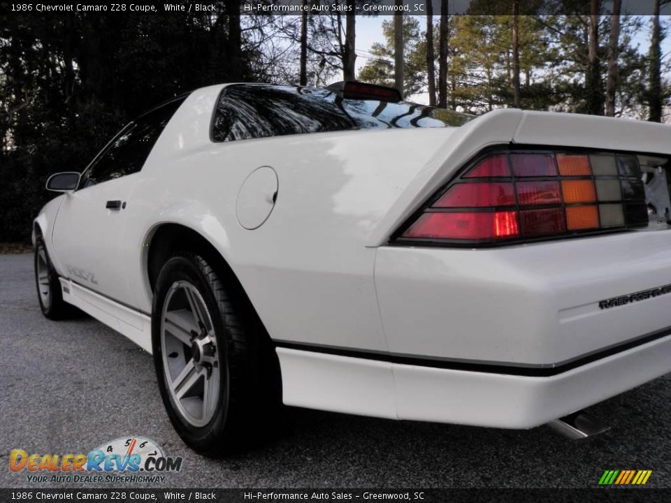 1986 Chevrolet Camaro Z28 Coupe White / Black Photo #25
