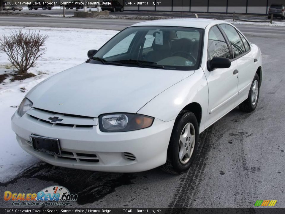 2005 Chevrolet Cavalier Sedan Summit White / Neutral Beige Photo #2