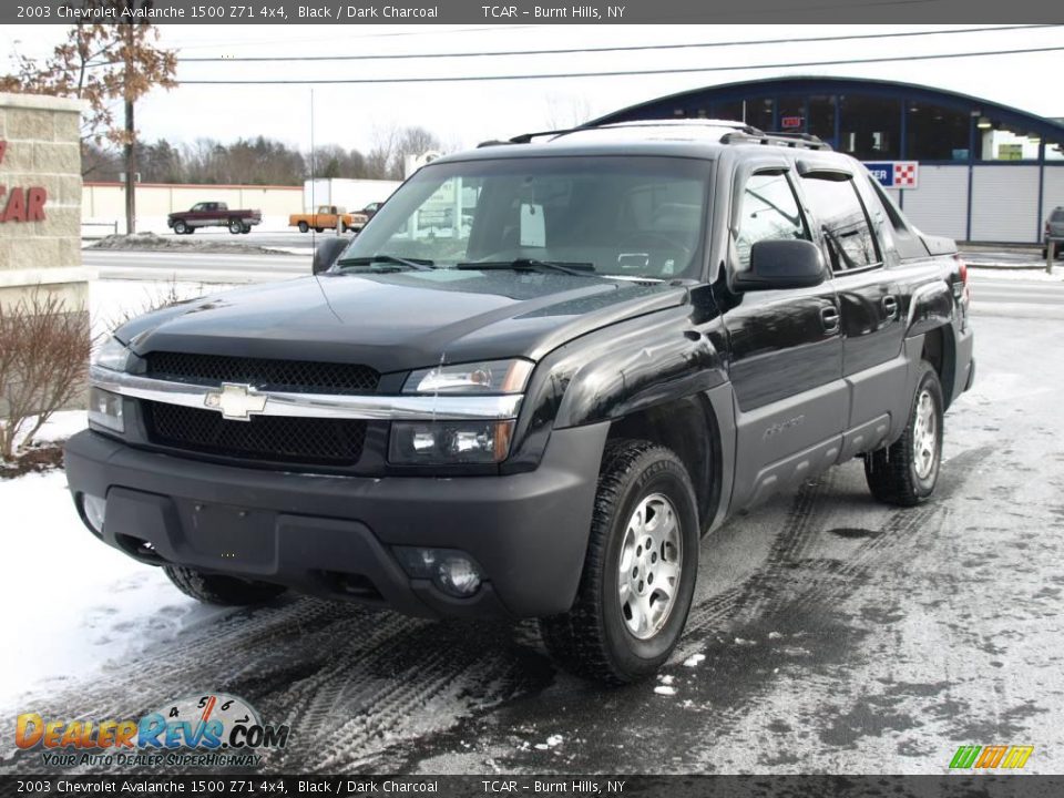 2003 Chevrolet Avalanche 1500 Z71 4x4 Black / Dark Charcoal Photo #2