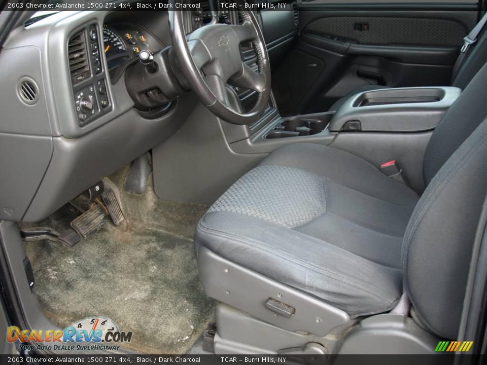 2003 Chevrolet Avalanche 1500 Z71 4x4 Black / Dark Charcoal Photo #7