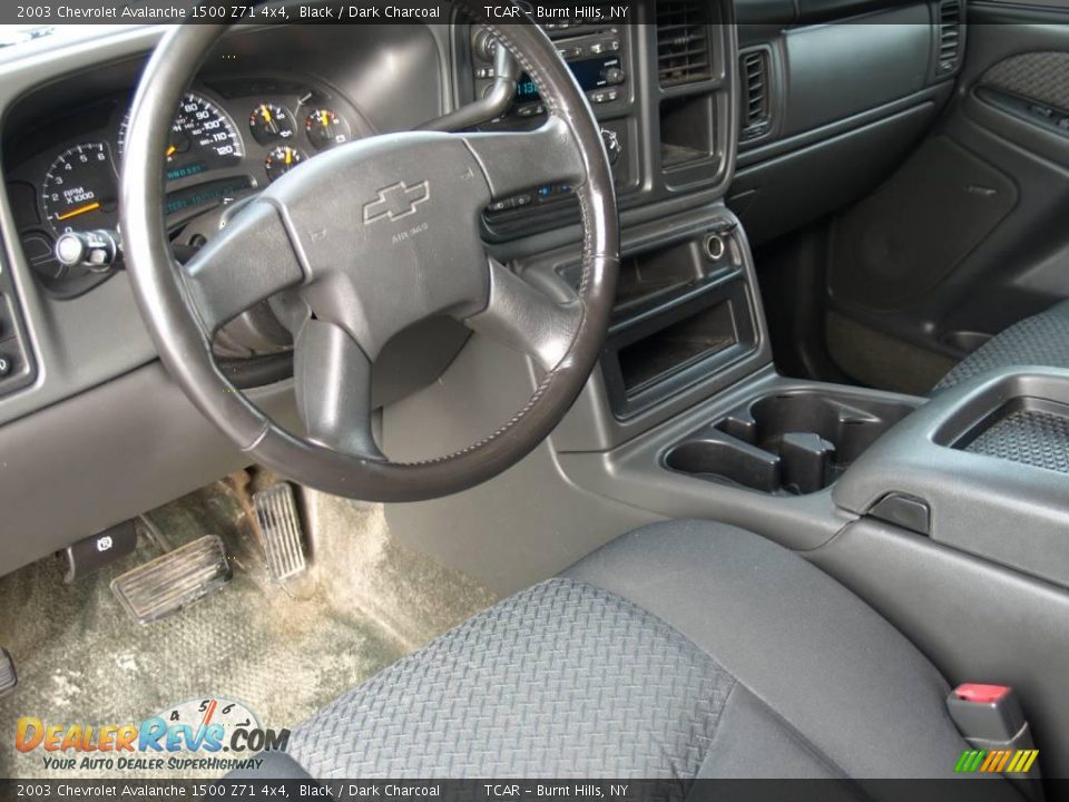 2003 Chevrolet Avalanche 1500 Z71 4x4 Black / Dark Charcoal Photo #8