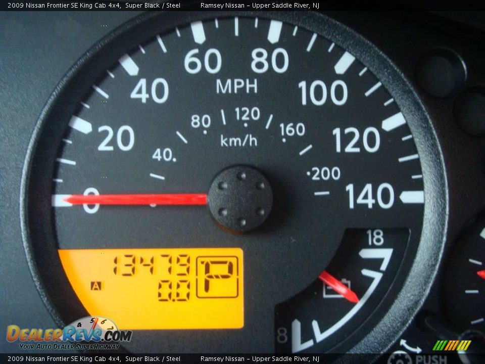2009 Nissan Frontier SE King Cab 4x4 Super Black / Steel Photo #35