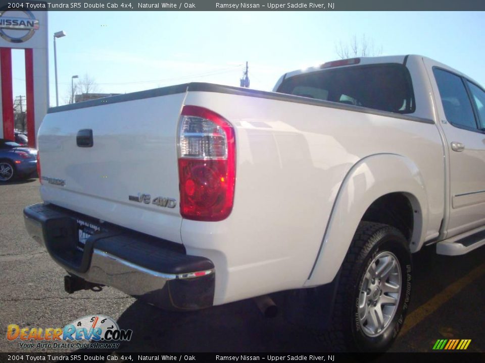 2004 Toyota Tundra SR5 Double Cab 4x4 Natural White / Oak Photo #21
