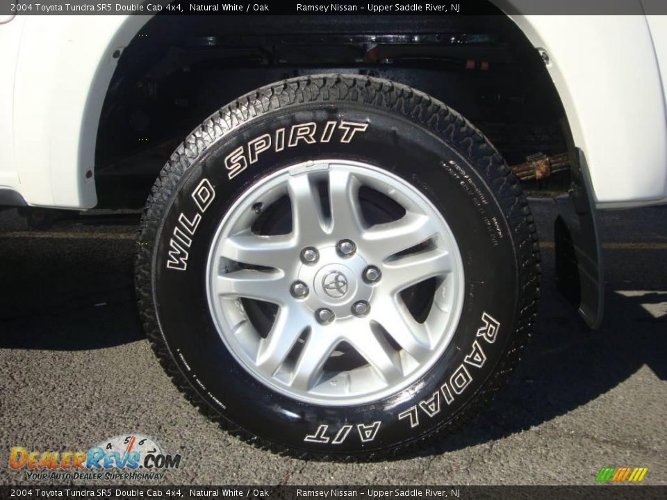2004 Toyota Tundra SR5 Double Cab 4x4 Natural White / Oak Photo #25