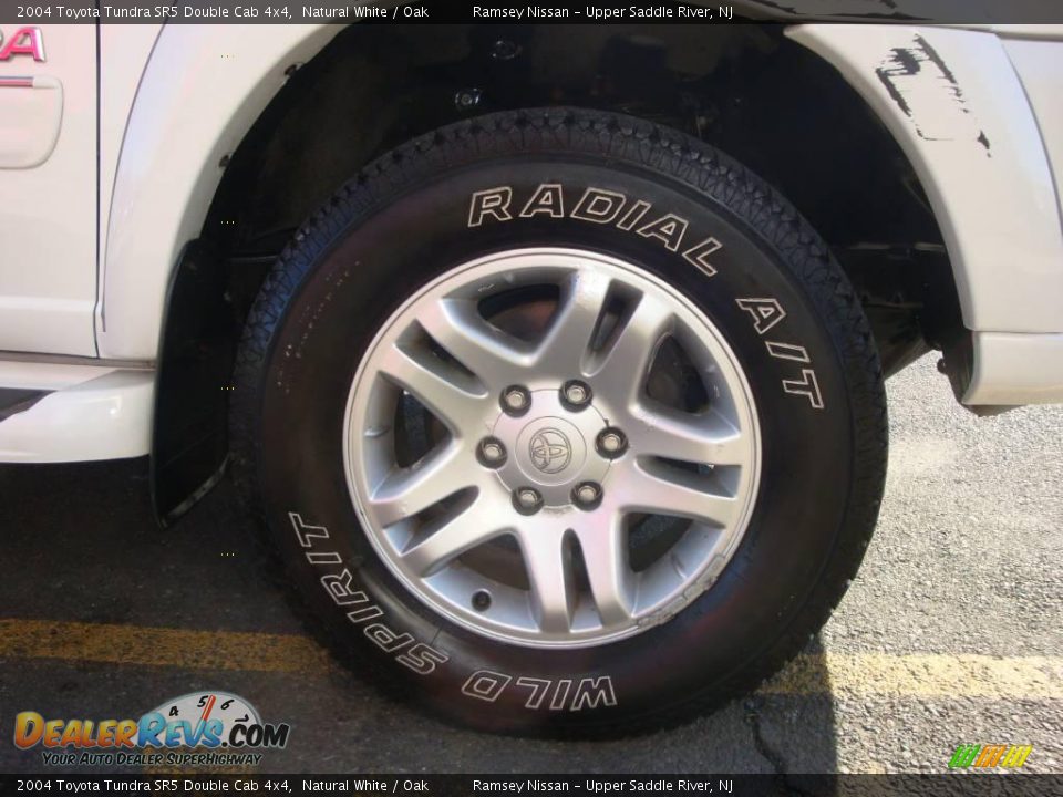 2004 Toyota Tundra SR5 Double Cab 4x4 Natural White / Oak Photo #27