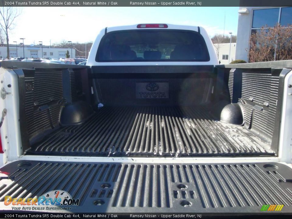 2004 Toyota Tundra SR5 Double Cab 4x4 Natural White / Oak Photo #31
