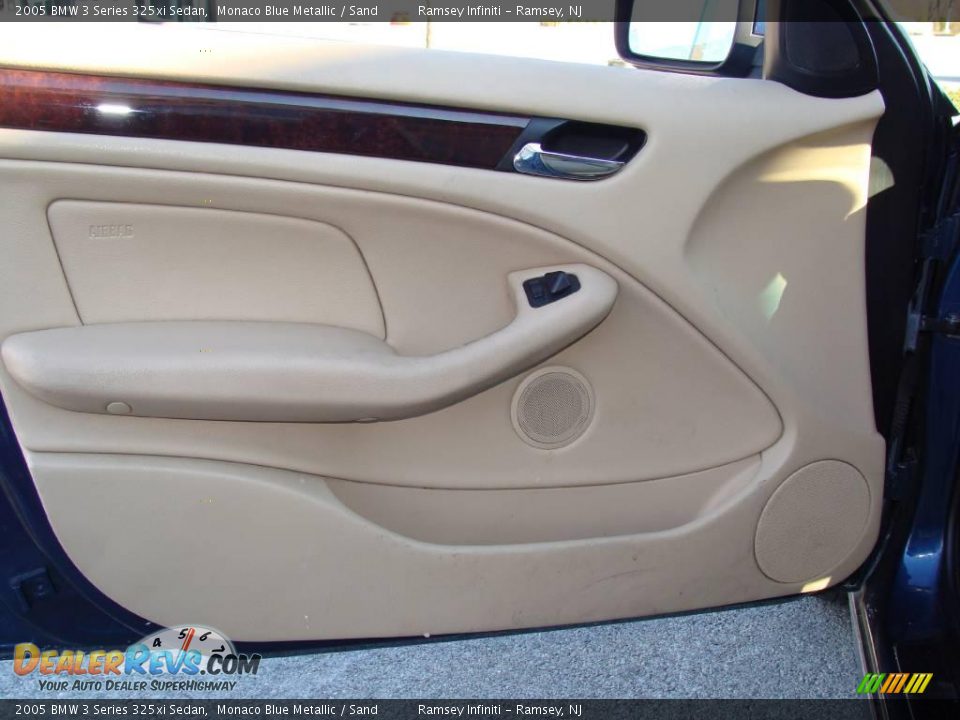 2005 BMW 3 Series 325xi Sedan Monaco Blue Metallic / Sand Photo #9
