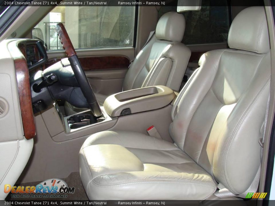 2004 Chevrolet Tahoe Z71 4x4 Summit White / Tan/Neutral Photo #11