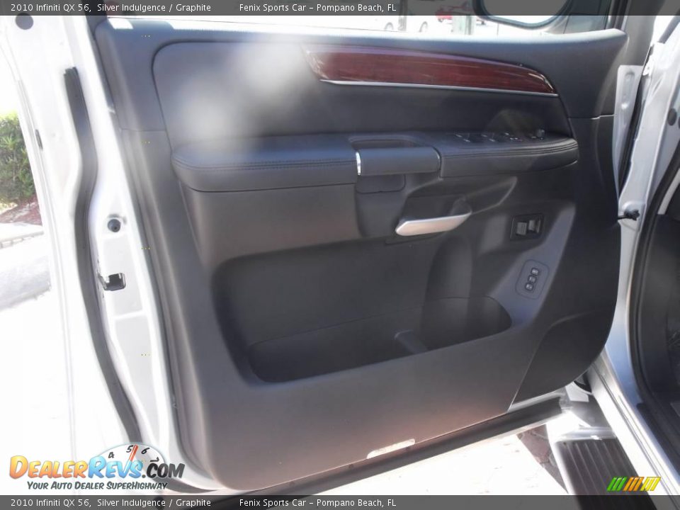 2010 Infiniti QX 56 Silver Indulgence / Graphite Photo #10