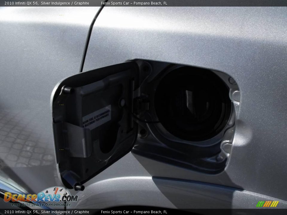 2010 Infiniti QX 56 Silver Indulgence / Graphite Photo #16