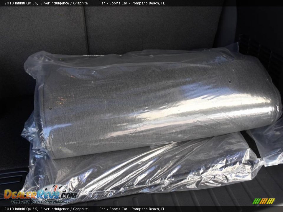 2010 Infiniti QX 56 Silver Indulgence / Graphite Photo #19