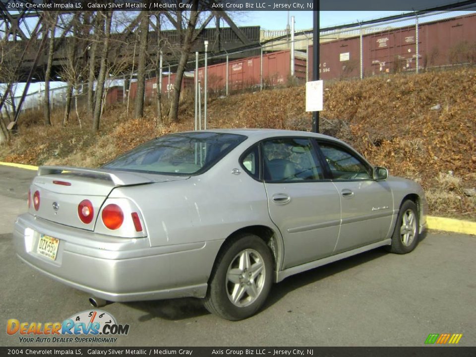 2004 Chevrolet Impala LS Galaxy Silver Metallic / Medium Gray Photo #8