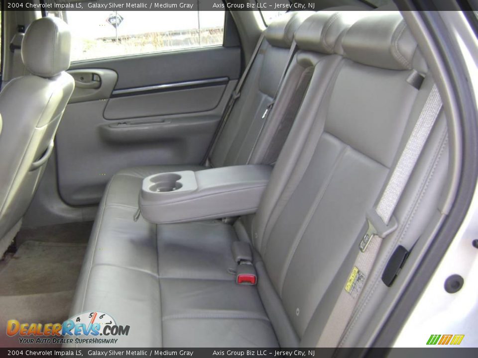 2004 Chevrolet Impala LS Galaxy Silver Metallic / Medium Gray Photo #11