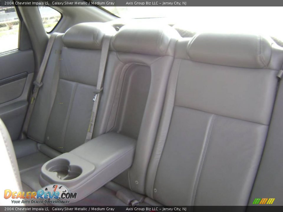 2004 Chevrolet Impala LS Galaxy Silver Metallic / Medium Gray Photo #12