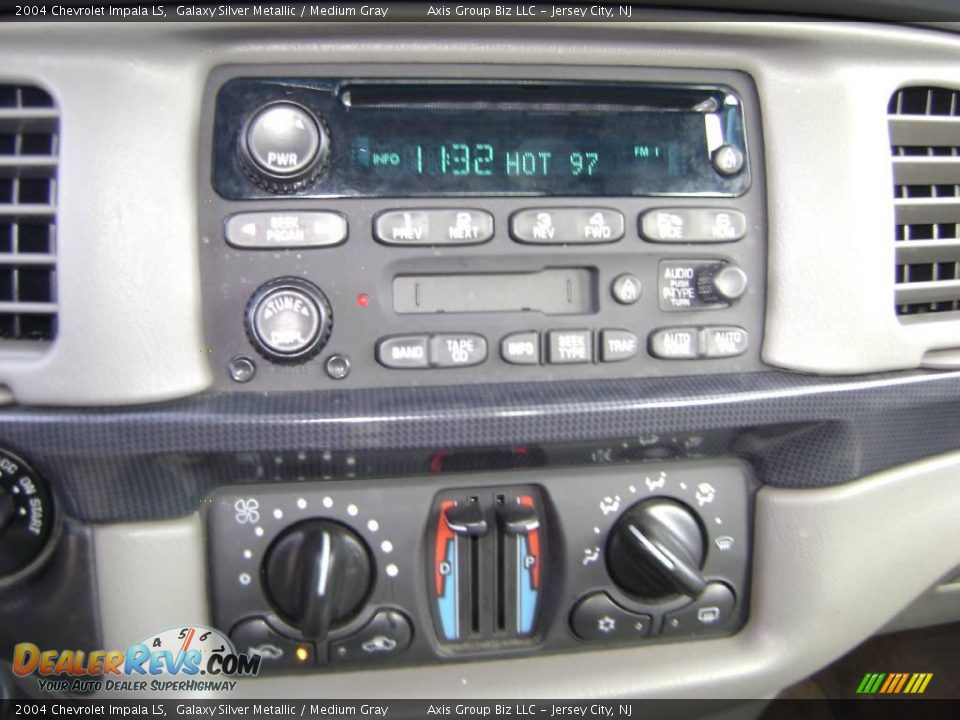 2004 Chevrolet Impala LS Galaxy Silver Metallic / Medium Gray Photo #16