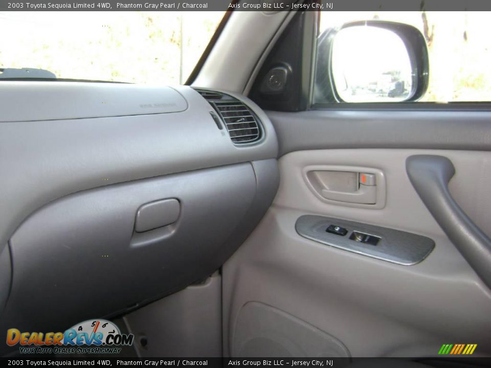 2003 Toyota Sequoia Limited 4WD Phantom Gray Pearl / Charcoal Photo #23