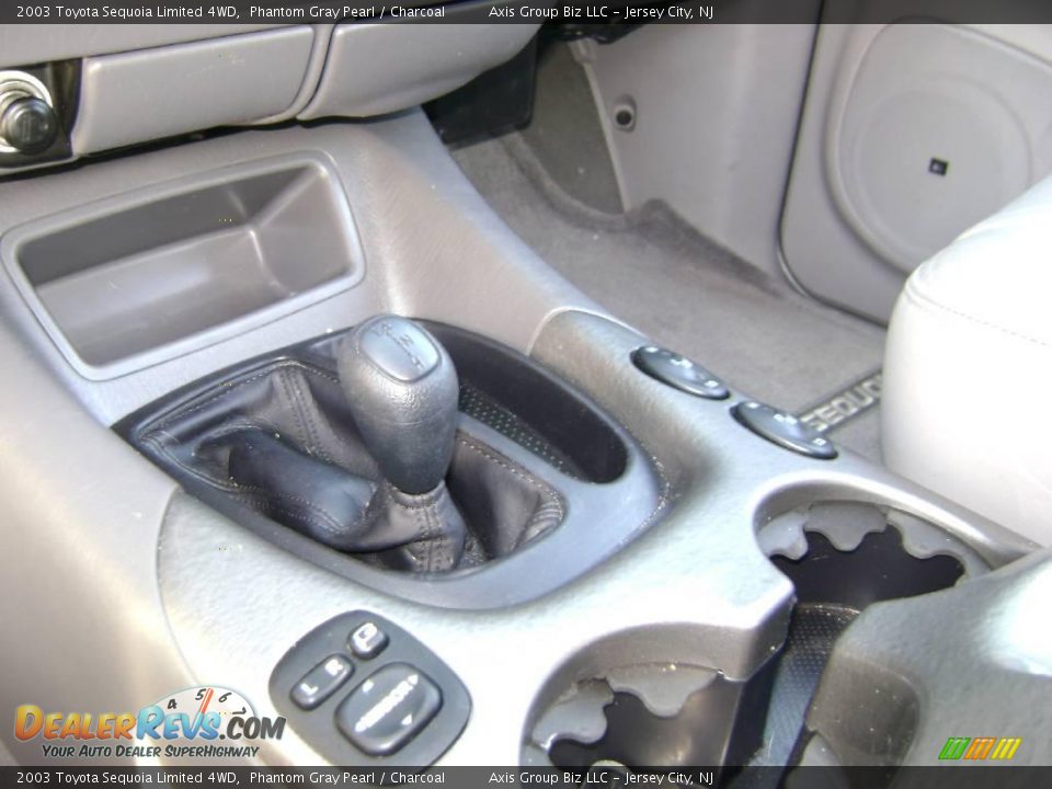2003 Toyota Sequoia Limited 4WD Phantom Gray Pearl / Charcoal Photo #24
