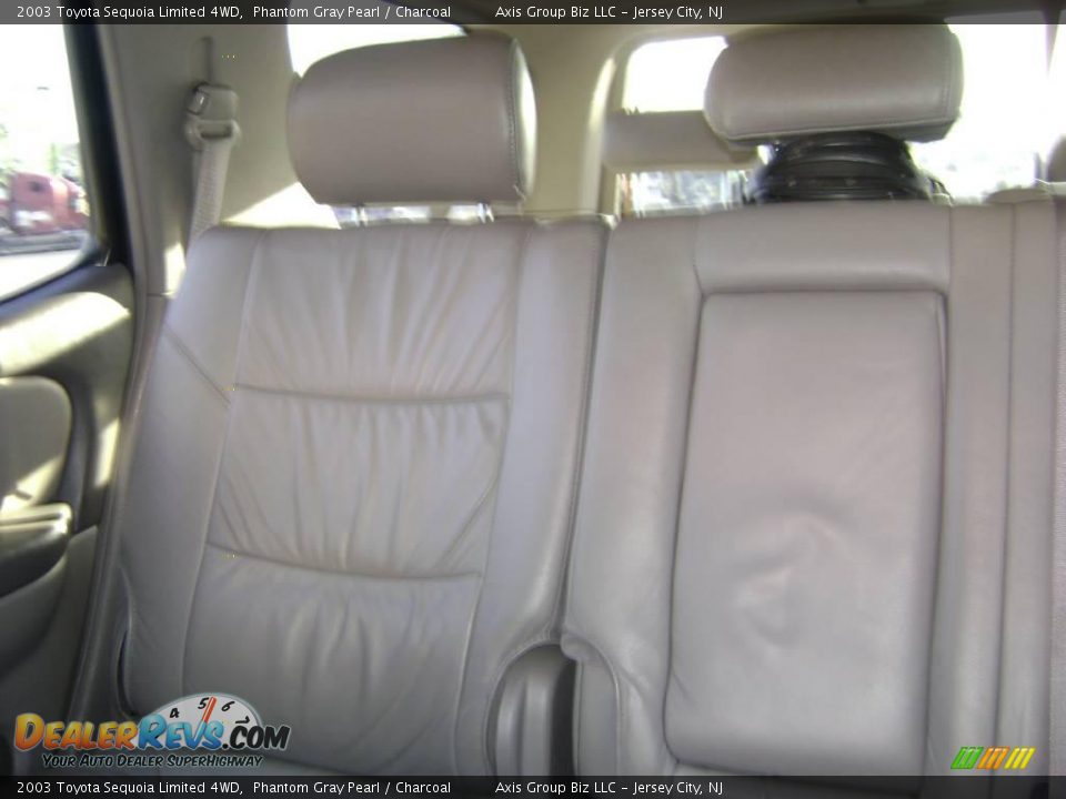 2003 Toyota Sequoia Limited 4WD Phantom Gray Pearl / Charcoal Photo #25