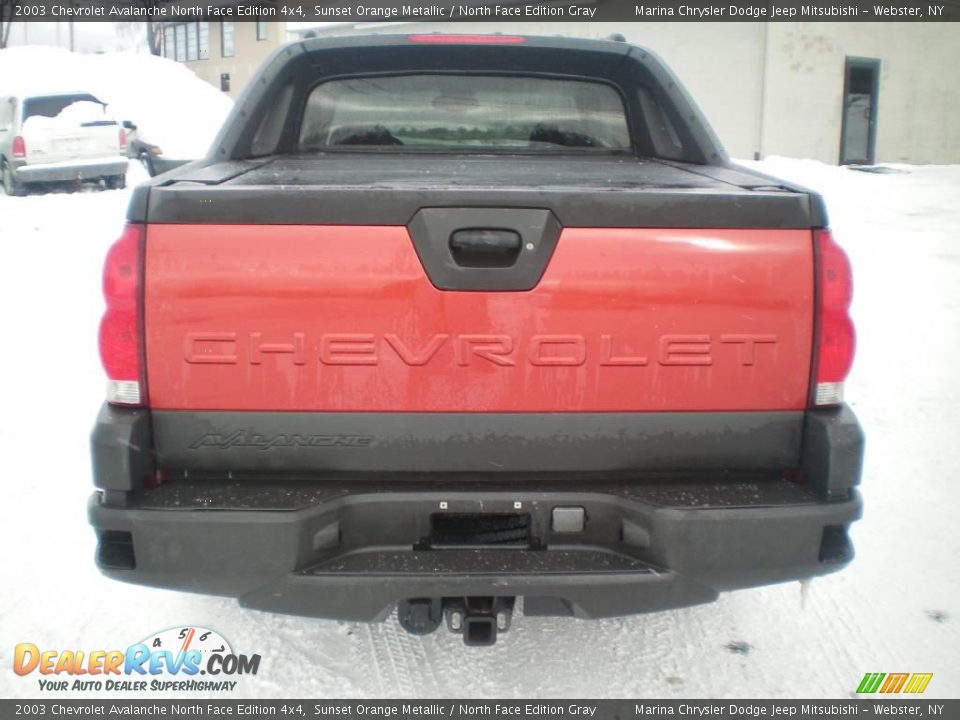 2003 Chevrolet Avalanche North Face Edition 4x4 Sunset Orange Metallic / North Face Edition Gray Photo #4