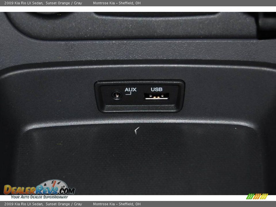 2009 Kia Rio LX Sedan Sunset Orange / Gray Photo #32