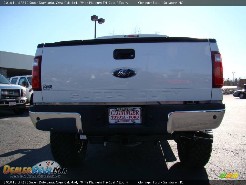 2010 Ford F250 Super Duty Lariat Crew Cab 4x4 White Platinum Tri-Coat / Ebony Photo #4