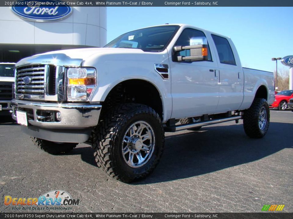 2010 Ford F250 Super Duty Lariat Crew Cab 4x4 White Platinum Tri-Coat / Ebony Photo #7