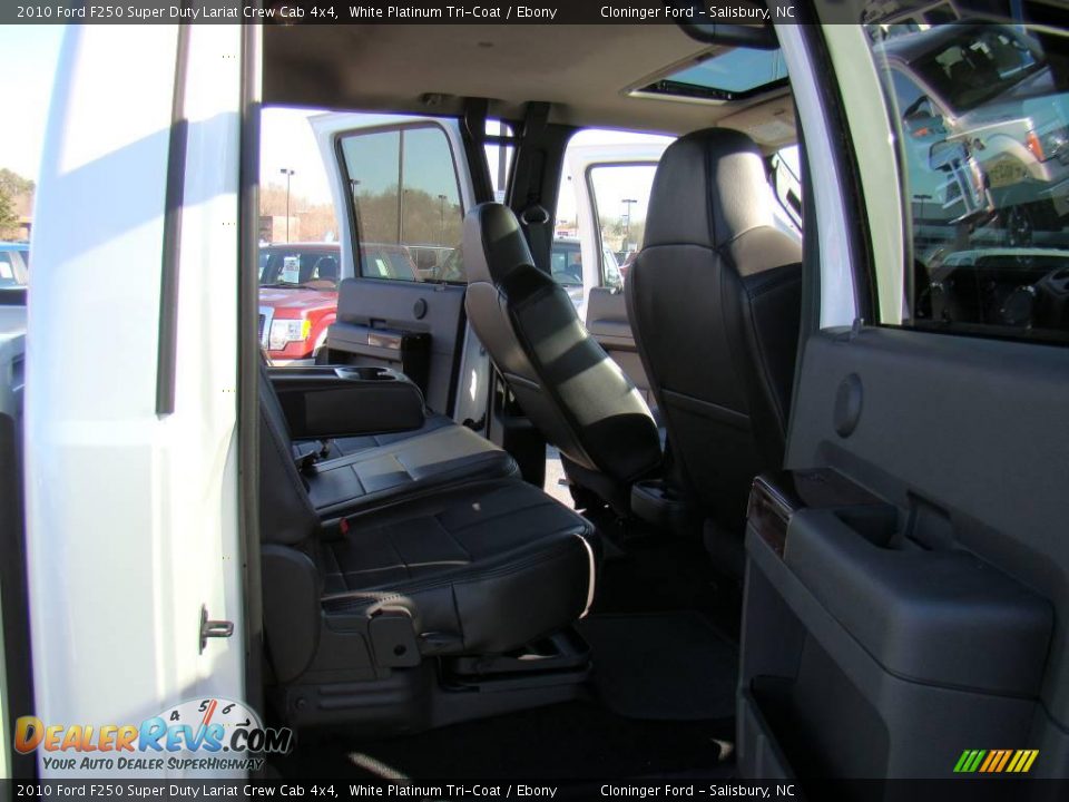 2010 Ford F250 Super Duty Lariat Crew Cab 4x4 White Platinum Tri-Coat / Ebony Photo #14