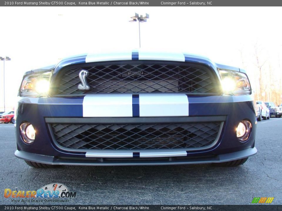 2010 Ford Mustang Shelby GT500 Coupe Kona Blue Metallic / Charcoal Black/White Photo #9