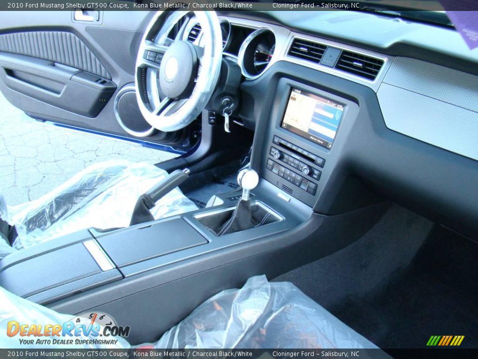 2010 Ford Mustang Shelby GT500 Coupe Kona Blue Metallic / Charcoal Black/White Photo #21
