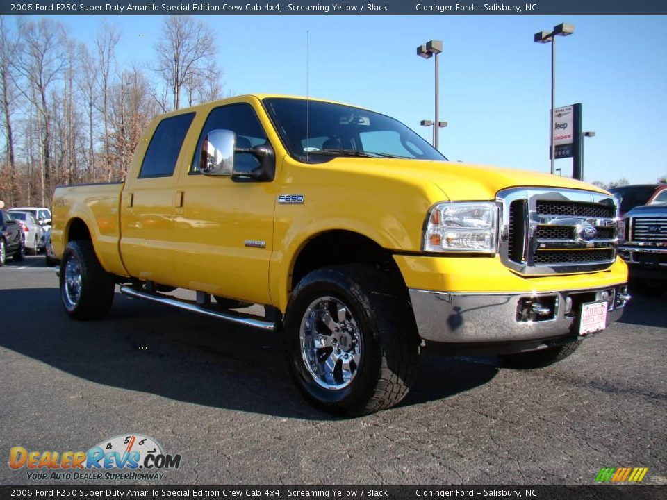 2006 Ford F250 Super Duty Amarillo Special Edition Crew Cab 4x4 Screaming Yellow / Black Photo #1