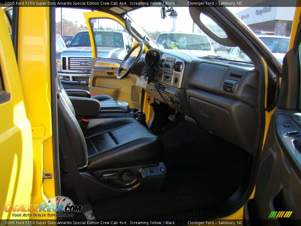 2006 Ford F250 Super Duty Amarillo Special Edition Crew Cab 4x4 Screaming Yellow / Black Photo #11