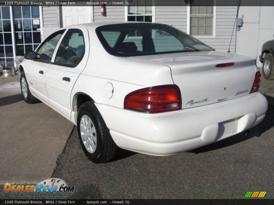1998 Plymouth Breeze White / Silver Fern Photo #7