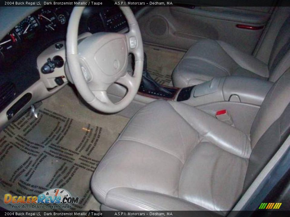 2004 Buick Regal LS Dark Bronzemist Metallic / Taupe Photo #10